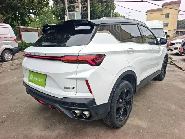 Geely Binyue — Фото автомобиля 6