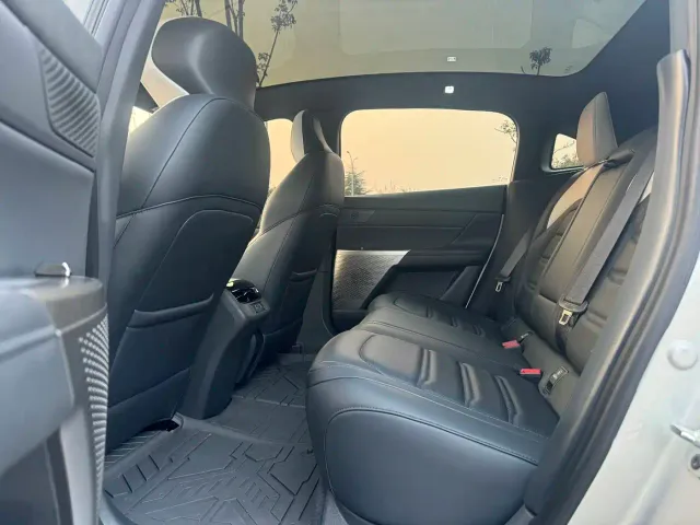 Dongfeng eπ 007 — Фото автомобиля 5