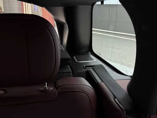 Land Rover Range Rover — Фото автомобиля 8