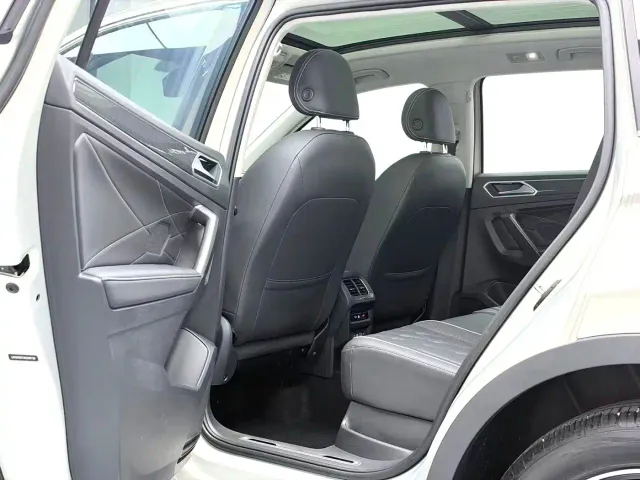 Volkswagen Tiguan L — Фото автомобиля 5