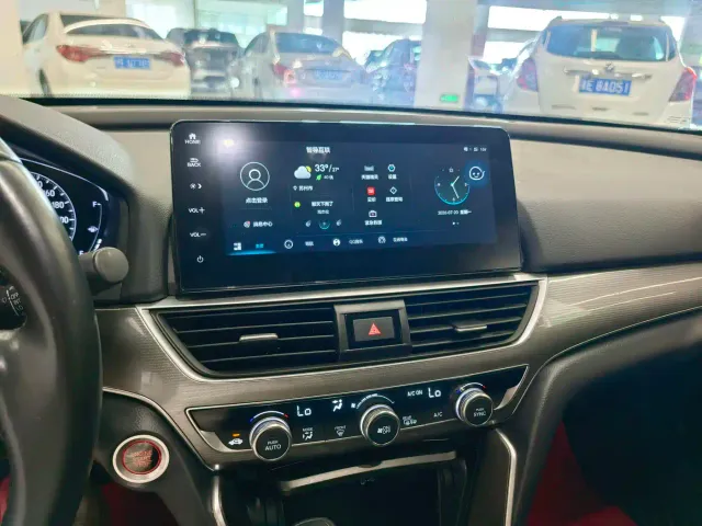 Honda Accord — Фото автомобиля 12