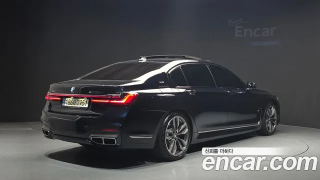 BMW 7 Series — Фото автомобиля 2