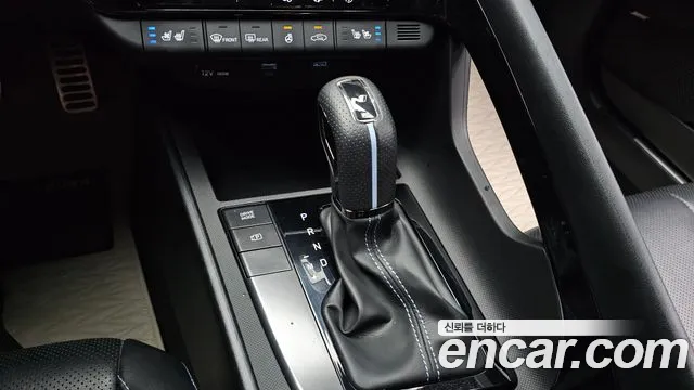 Hyundai AVANTE — Фото автомобиля 9