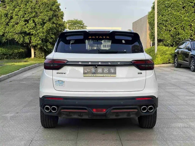 Geely Binyue — Фото автомобиля 11