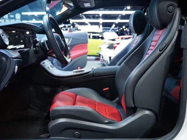 Mercedes-Benz E-Class — Фото автомобиля 23