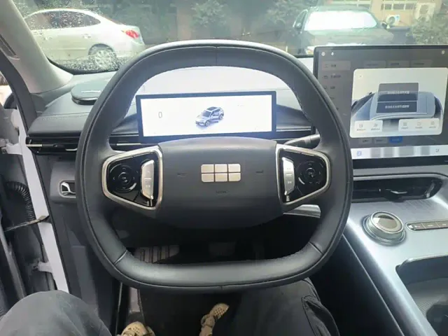 Geely Galaxy E5 — Фото автомобиля 10