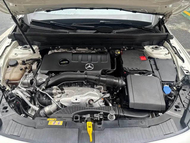 Mercedes-Benz GLB-Class — Фото автомобиля 20