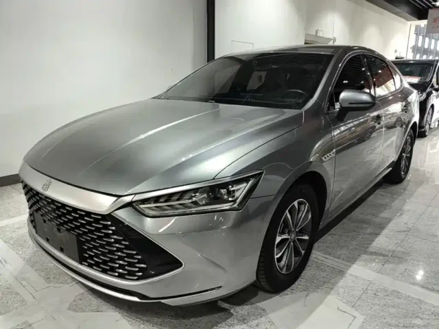Фотография автомобиля — BYD Qin PLUS