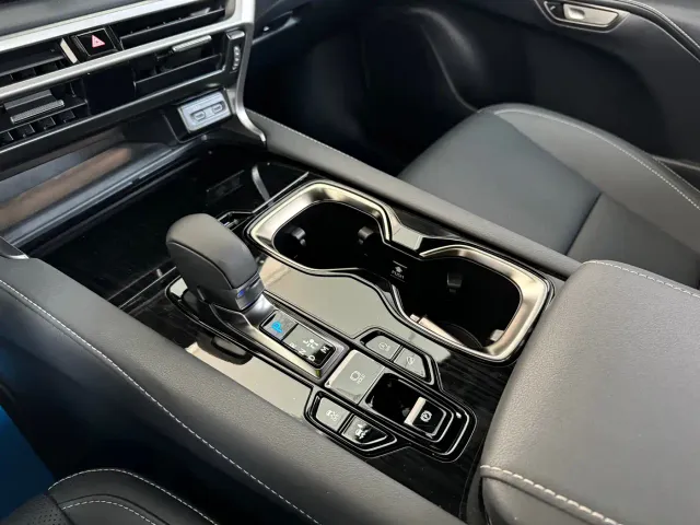 Lexus RX — Фото автомобиля 4
