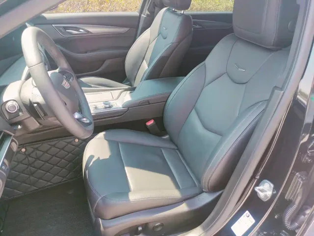 Cadillac CT5 — Фото автомобиля 15