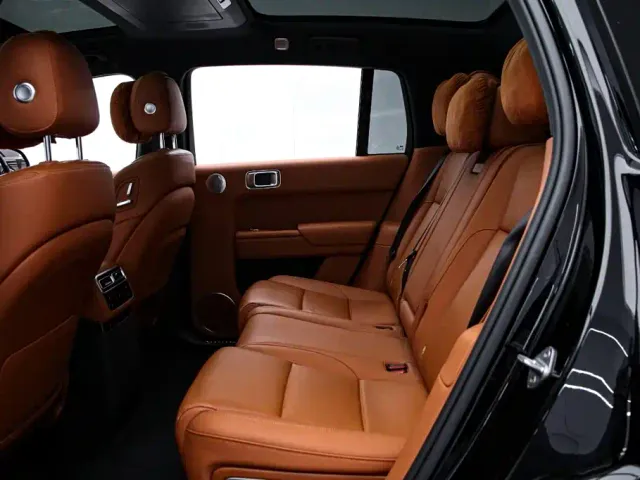 Li Auto L7 — Фото автомобиля 15
