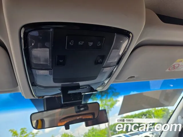 Hyundai Staria Staria — Фото автомобиля 17
