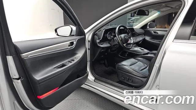 Hyundai Grandeur New — Фото автомобиля 15