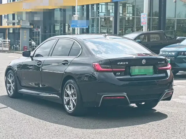 BMW i3 — Фото автомобиля 6