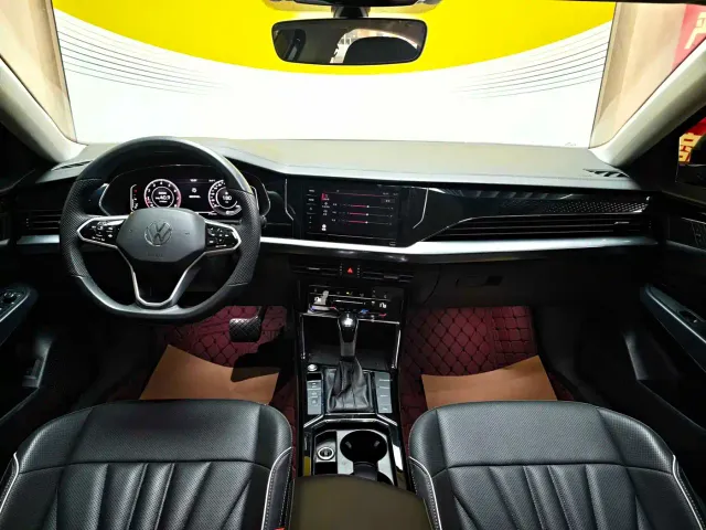 Volkswagen Passat — Фото автомобиля 7