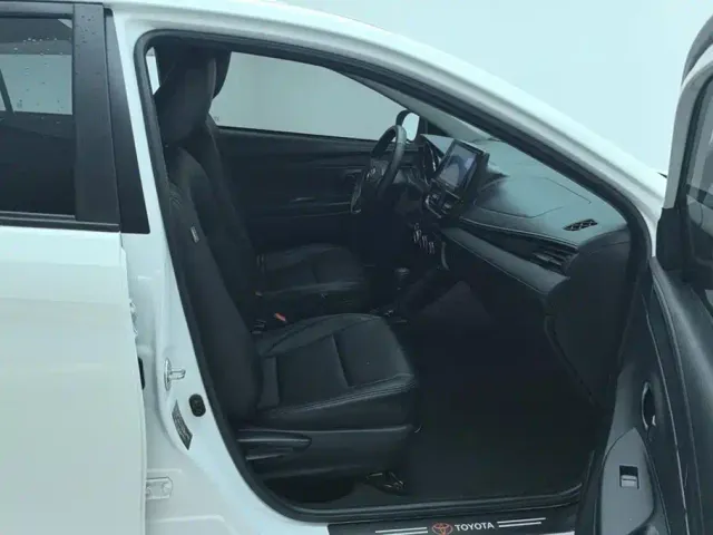 Toyota Vios FS — Фото автомобиля 8