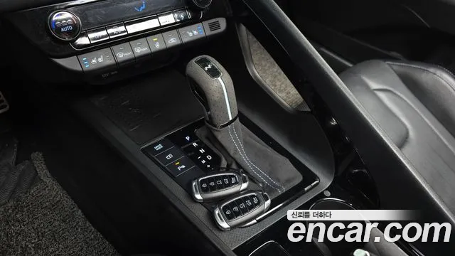 Hyundai AVANTE — Фото автомобиля 9