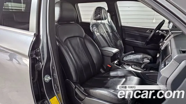 KG_Mobility_Ssangyong Rexton Новый Rexton Sport Khan Дизель 2.2 2WD — Фото автомобиля 11