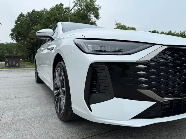 Chery Arrizo 8 PRO — Фото автомобиля 26