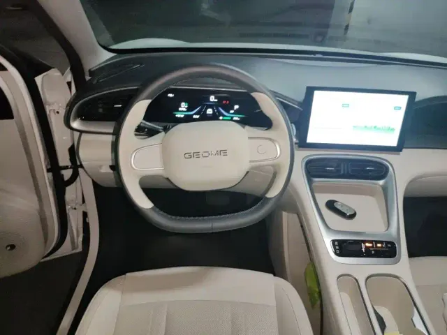 Geely Starry Wish — Фото автомобиля 6