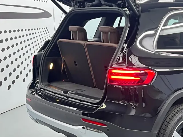Mercedes-Benz GLB-Class — Фото автомобиля 5