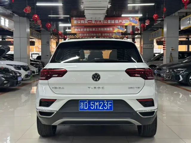 Volkswagen T-Roc — Фото автомобиля 12