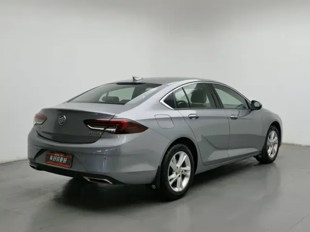 Buick Regal — Фото автомобиля 2