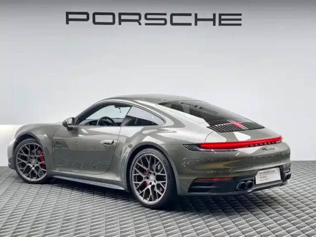 Porsche 911 — Фото автомобиля 6