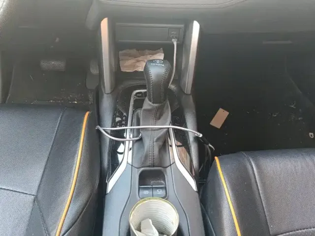Toyota Frontlander 2023 2.0L CVT Elite Edition — Фото автомобиля 16
