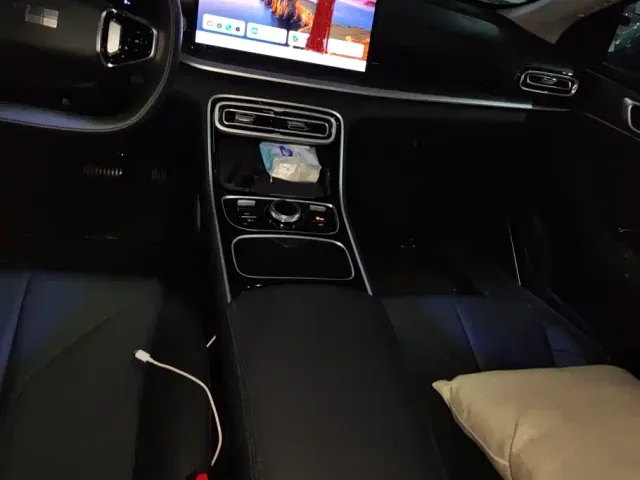Geely Galaxy Stellar 6 — Фото автомобиля 16