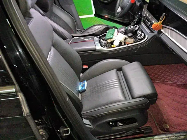 Hongqi H9 — Фото автомобиля 8
