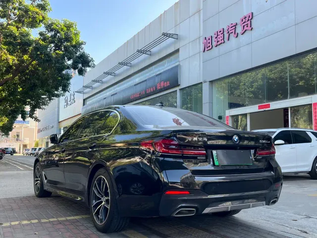 BMW 5 Series — Фото автомобиля 7