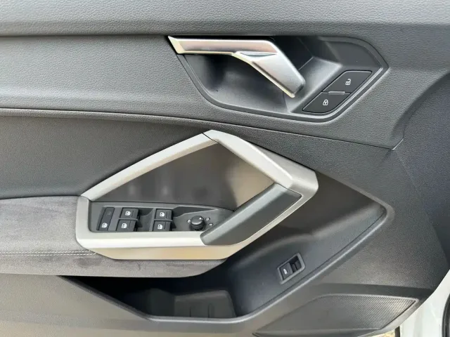 Audi Q3 — Фото автомобиля 20