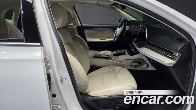 Hyundai Grandeur Grandeur (New) — Фото автомобиля 17