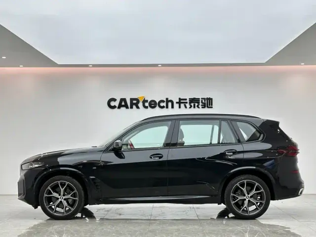 BMW X5 — Фото автомобиля 2
