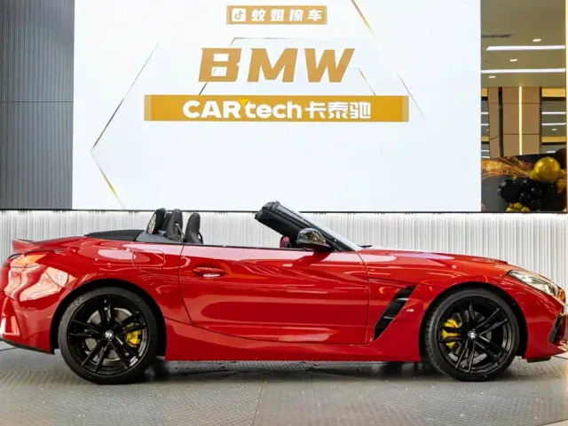 BMW Z4 — Фото автомобиля 4