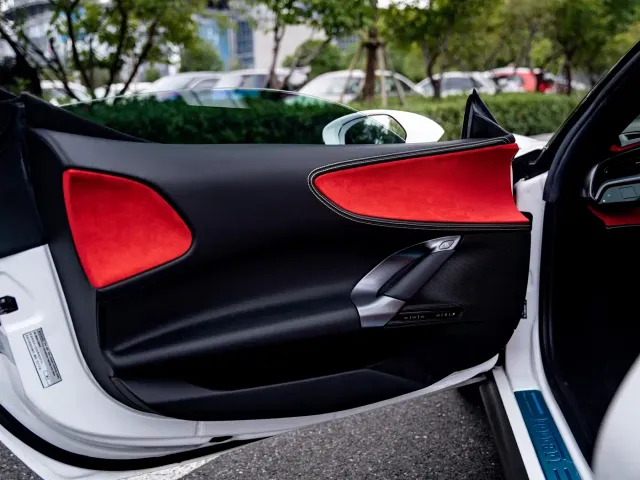 Ferrari SF90 — Фото автомобиля 11