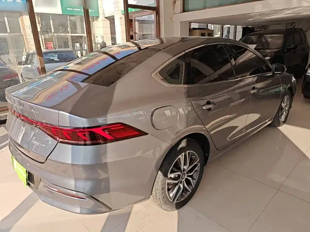 BYD Qin PLUS — Фото автомобиля 6