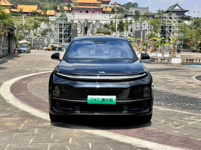 Фотография автомобиля — Li Auto L7