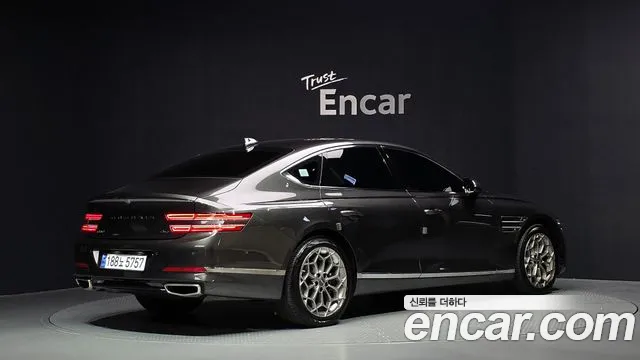 Genesis G80 RG3 — Фото автомобиля 2
