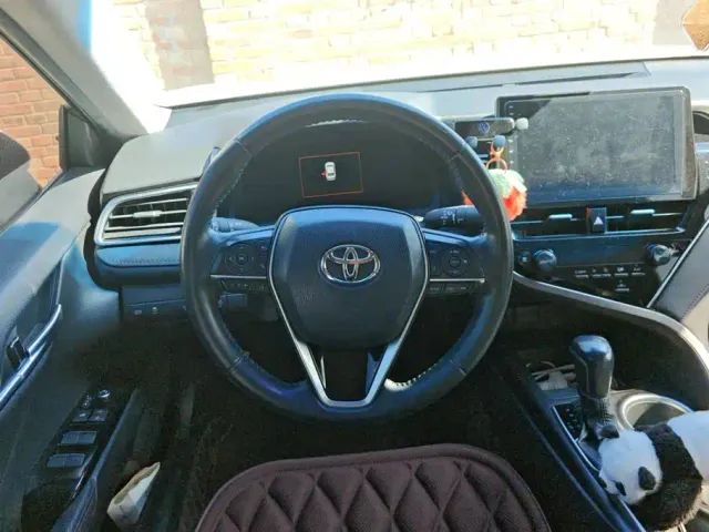 Toyota Camry — Фото автомобиля 15