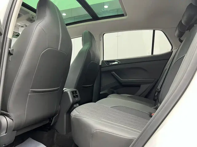 Volkswagen T-Cross — Фото автомобиля 8