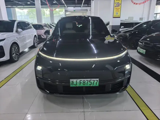 Li Auto L9 — Фото автомобиля 2