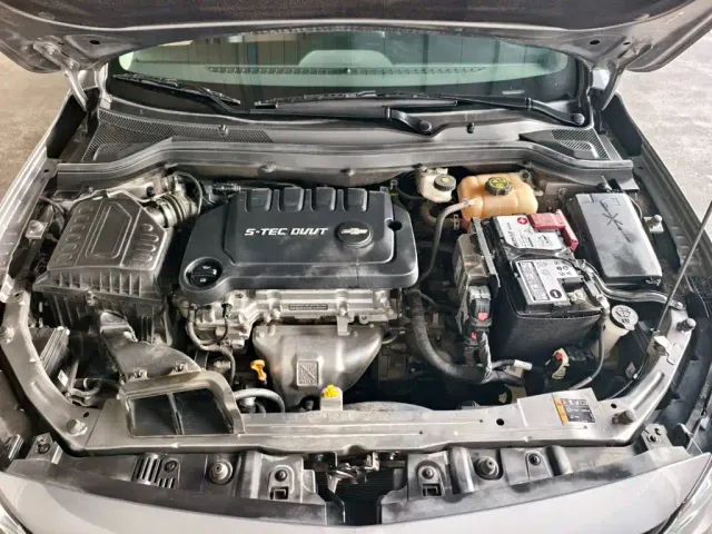 Chevrolet Monza — Фото автомобиля 11