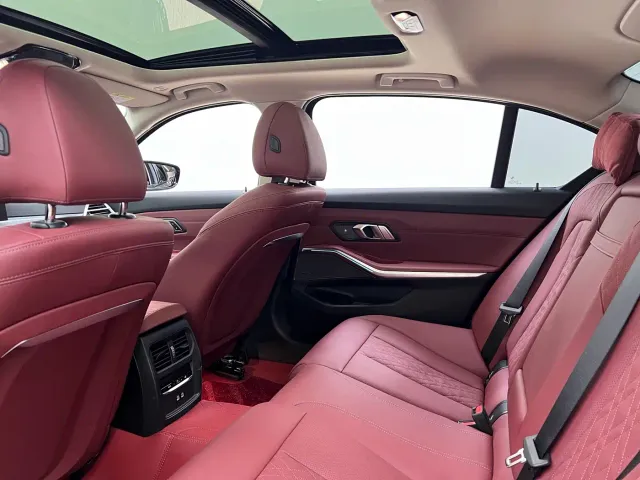 BMW 3 Series — Фото автомобиля 15