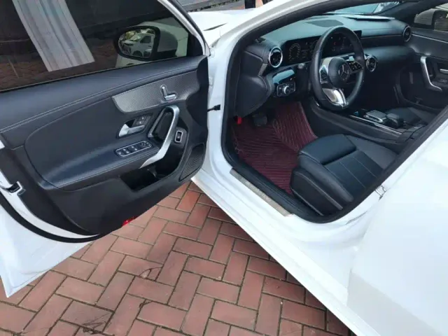 Mercedes-Benz A-Class — Фото автомобиля 15