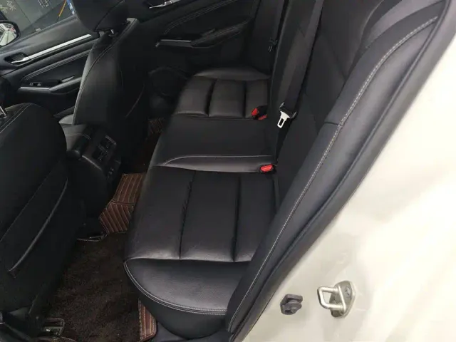 Nissan Teana — Фото автомобиля 16