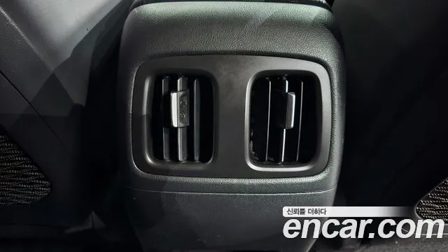 Hyundai Tucson Tucson (NX4) Бензин 1.6 турбо 2WD — Фото автомобиля 19