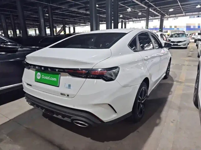 Geely Binrui — Фото автомобиля 6