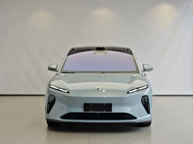 Nio ET5 — Фото автомобиля 2